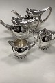 Paul Follot Tea 
and Coffee 
Service in 
Silver Plate 
from 1904
Måler Coffee 
Pot:20,3cm x 
30,4cm ...