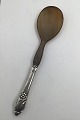 Evald Nielsen 
Silver No. 6 
Serving spoon 
with horn 
Measures 22.2 
cm (8.74 inch)