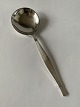 Potato spoon 
#Gitte Silver 
Plated
Produced by 
O.V. Mogensen.
Length 21.5 cm
See also our 
...