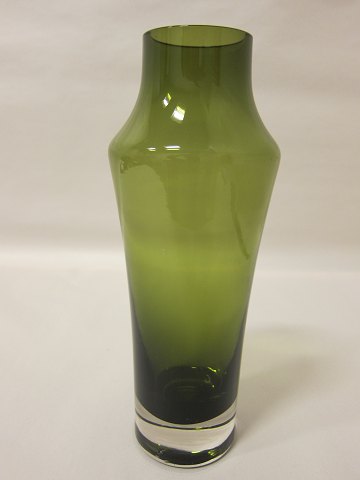 Vase made of green glass
H: 25cm