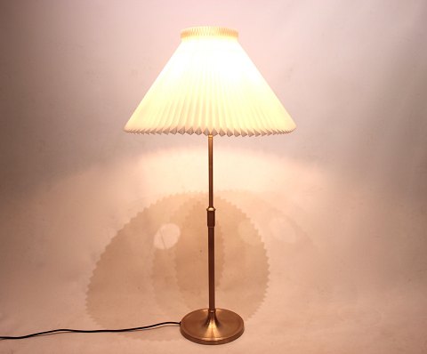 Table lamp, model 328, designed by Aage Petersen for Le Klint.
5000m2 showroom.