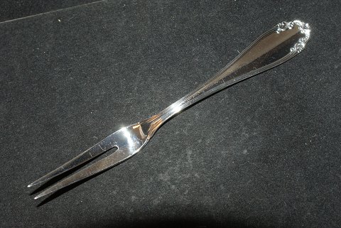 Laying Fork Elisabeth Sølv
Horsens silver
Length 14 cm.