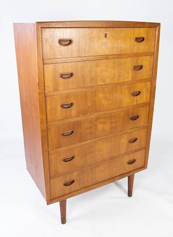 Chest of drawers in teak of danish design from the 1960s.
5000m2 showroom.
