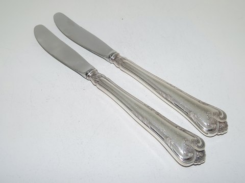 Herregaard sølv - gammel model
Frokostkniv med kort blad 20,5 cm.