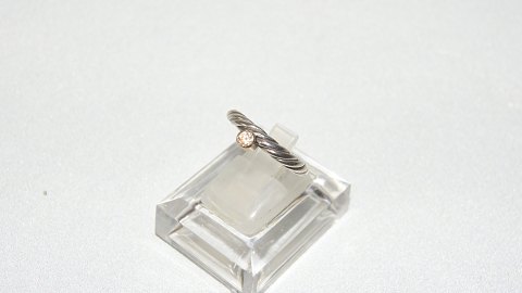 Elegant damering med zikon i Sølv
Stemplet 925S