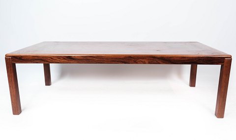 Sofabord i palisander af dansk design fremstillet af Vejle Møbelfabrik i 
1960erne.
5000m2 udstilling.
