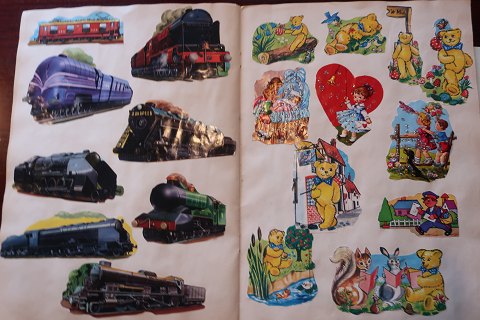 Old coloured scrap
This is only a part of our selection
We have a good selection of coloured scrap, please contact us for further 
information