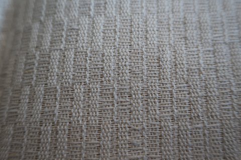 Old place matBeautiful place mat, handmade of flax50cm x 48cmHave never been usedIn a very good condition We have: 6 items