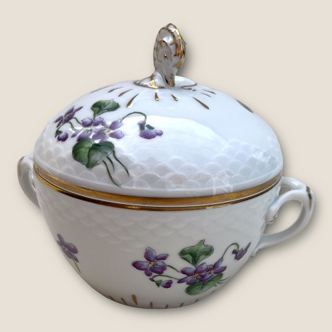 Bing & Grøndahl
Marsh Violet
Sugar bowl
#94
*300 DKK