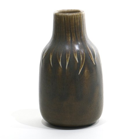 Saxbo, Denmark, stoneware vase No. 8. H: 17,5cm