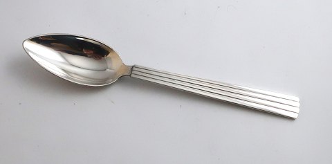 Georg Jensen. Silver cutlery (925). Bernadotte. Grapefruit spoon, narrow model. 
Length 15.5 cm