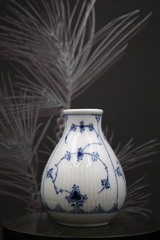 Rare, Royal Copenhagen Blue Fluted Fluted vase.H: 13cm. Dia.: 10cm. RC# 
1/2271...