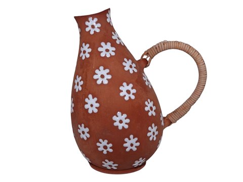 Zeuthen art pottery
Milk pitcher