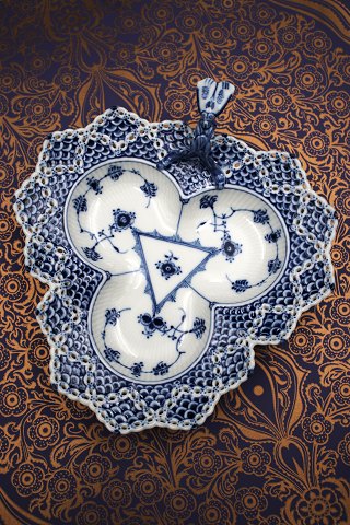 Royal Copenhagen Blue Fluted Full Lace dish / bowl with insect on the handle. 
has a small edge chip...