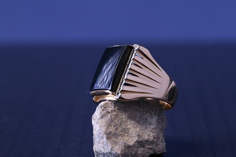 Gold Gentleman rings