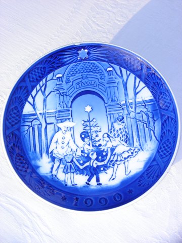 Royal Copenhagen Christmas plate  1990