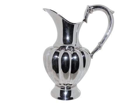 Spanish silver
Extra large pitcher for wine or water in the shape of a melon