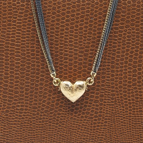 Per Borup; Clasp of 14k gold with chain of oxidized silver and 14k gold Per Borup; Clasp of 14k gold with chain of oxidized silver and 14k gold