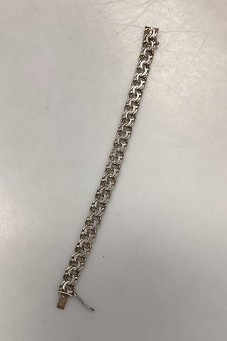 click to zoom