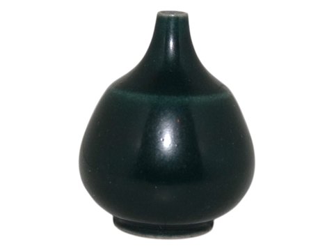 Höganäs Sweden art pottery
Miniature vase by John Andersson