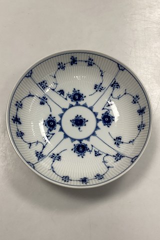 Royal Copenhagen Blue Fluted Plain Salad Bowl No. 19