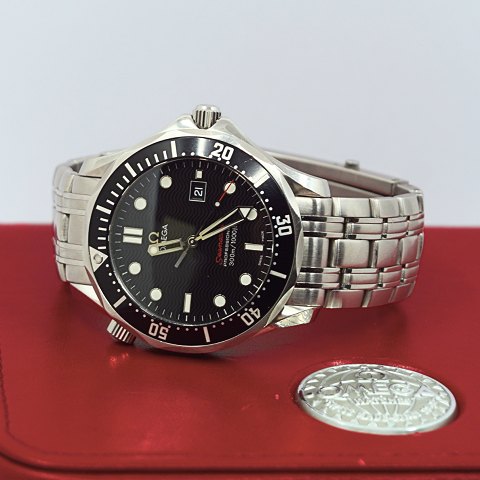 Omega; Seamaster Professional wristwatch in steel