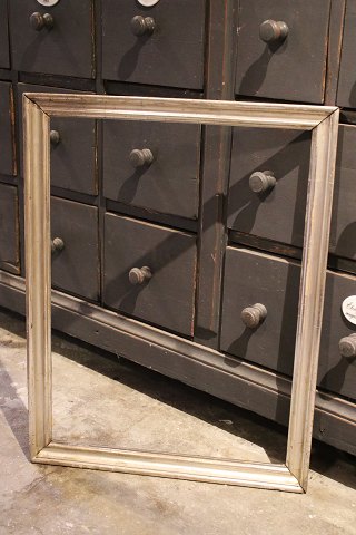 Antique 19th century wooden frame with original old silver plating and fine patina. 65.5x50cm...
