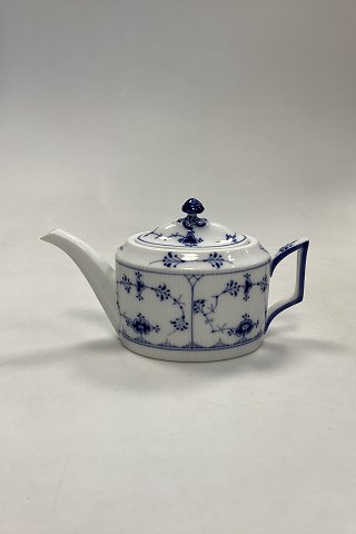 Royal Copenhagen Blue Fluted Plain Oval Teapot No. 253