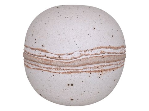 Richard Manz art potteryRound vase