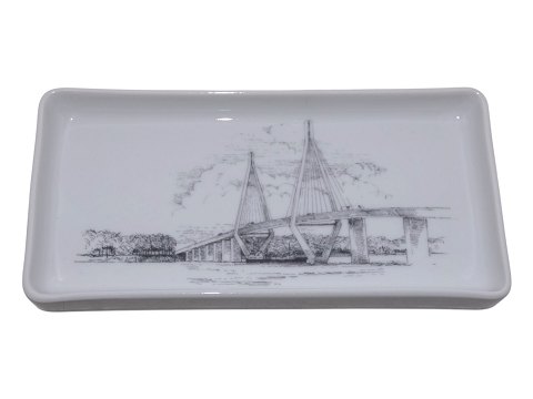 Bowls<br>Dishes