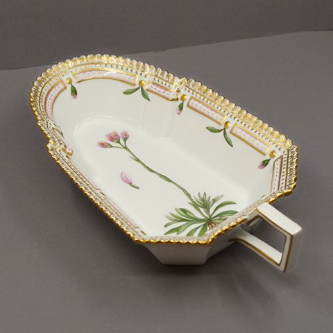 Royal Copenhagen, Flora Danica; Dish/bowl #3544