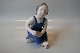 Bing & Grondahl 
Figurine, Help 
me, Mum
Desgn: 
Michaela 
Ahlmann
Decoration 
number: ...