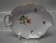Bing and 
Grondahl Saxon 
Flower on white 
porcelain 198 
Seashell dish, 
(small) 19.5 cm 
(356) ...
