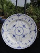 Royal 
Copenhagen 
Porcelain. 
Fluted half 
lace lunch 
plate flat 22 
cm. No. 572 
first sort