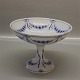 Bing and 
Grondahl Empire 
064 Bowl on 
high stand 15  
x 20.2 cm 
Marked with the 
three Royal 
Towers ...