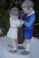 B&G figurine 
porcelain. 
Gentlemann no. 
2312. Height 18 
cm. 1. Quality 
fine condition. 

Artist : ...