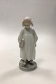 Royal Copenhagen Figurine Girl with Book No 922