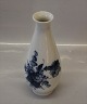 2 pcs in stock
Royal 
Copenhagen Blue 
Bouket 4055-45 
Vase 19 cm 
Decorated with 
Blue FLower 
bucet ...
