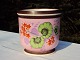 Antique 
flowerpot hider 
from 1890
Made of china 
with beautiful 
flower 
decorations
Height 17 cm 
...