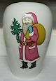 Bing & Grondahl 
Christmas vase 
with Santa 
Claus No 5486. 
Measures 23 cm 
and is in good 
condition.