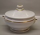 Bing and 
Grondahl 
Gulnare with 
gold 005 
Covered dish 18 
x 26 (512) 
Marked with the 
three Royal ...