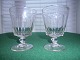 1 pair of 
Wellington 
looking red 
wine glasses, 
12.5cm. 
Approximately 
1920.