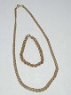 Necklace and bracelet in filled gold. length 45 cm. and 18 cm.