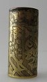 Match&nbsp;case 
in brass, 
China, 19th 
century. With 
decorations. H: 
5 cm. 
Cylindrical.