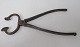Hand-forged 
candy tongs, 
19. C. Denmark. 
L.: 21 cm