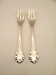Sterling silver 
Georg Jensen 
Lily of the 
Valley pastry 
forks   14 cm. 
No. 236846