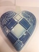 Christmas 
heart.
Bing and 
Grondahl B & G 
no. 2905
First sorting.
Height: 20 cm. 
Width: 16 ...