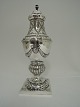 Caster. Silver 
(830). Produced 
1902. Height 22 
cm
