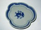 Tranquebar, Large Leaf-shaped Cake DishDecoration number 11 / 924 or 357Length 20 ...