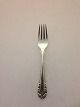 Georg Jensen 
Lily of the 
Valley Silver 
Lunch Fork No 
022. Measures 
17.3 cm / 6 
13/16 in.